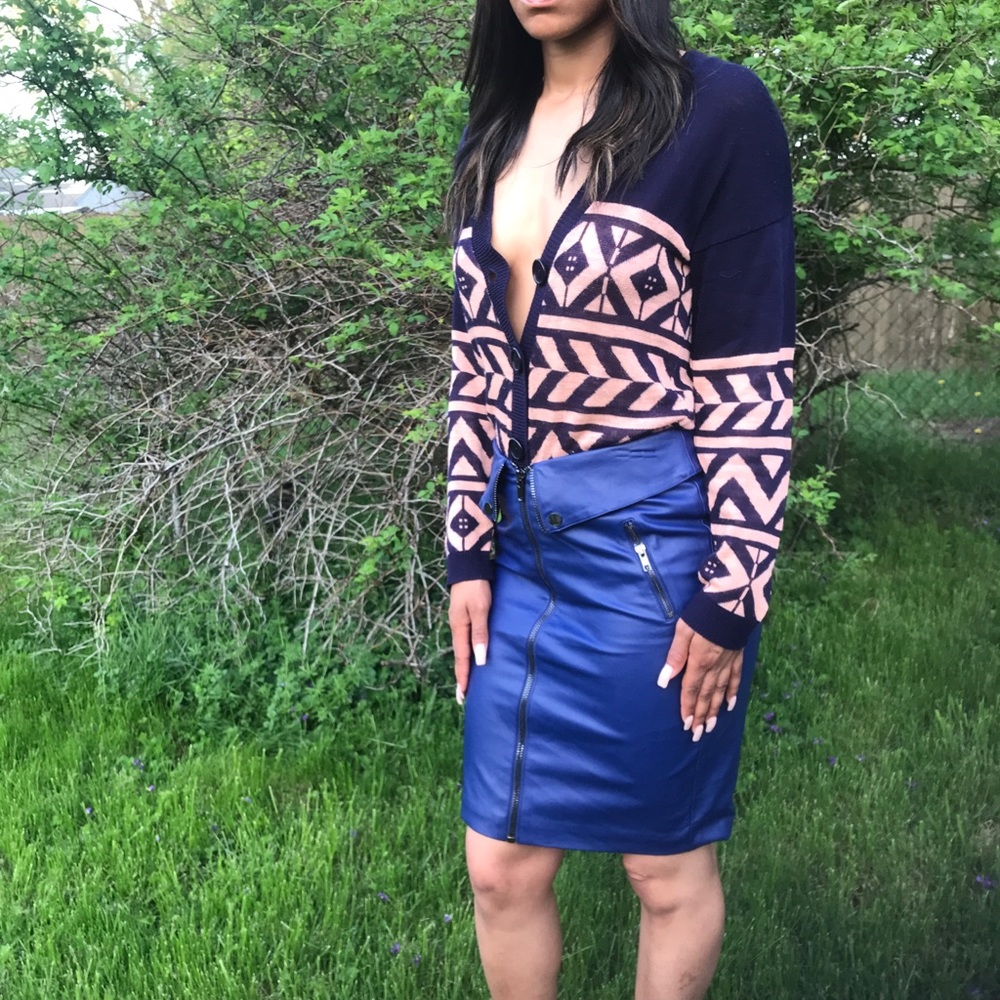 May sell as an outfit or individual